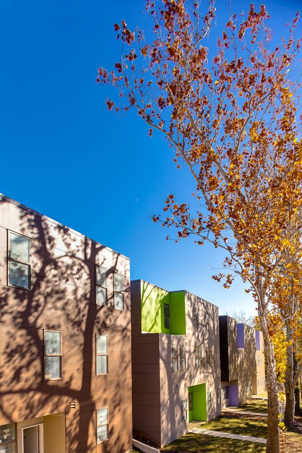 New town homes designed by BNIM Architects (credit: C. Jackson).